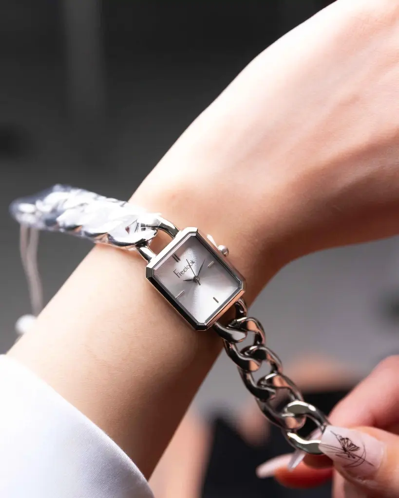 Freelook Paris FL.1.10435