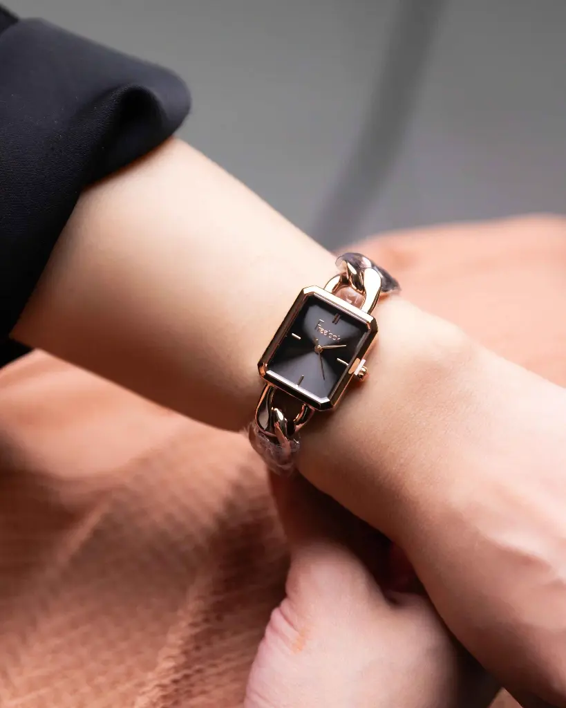 Freelook Paris FL.1.10435